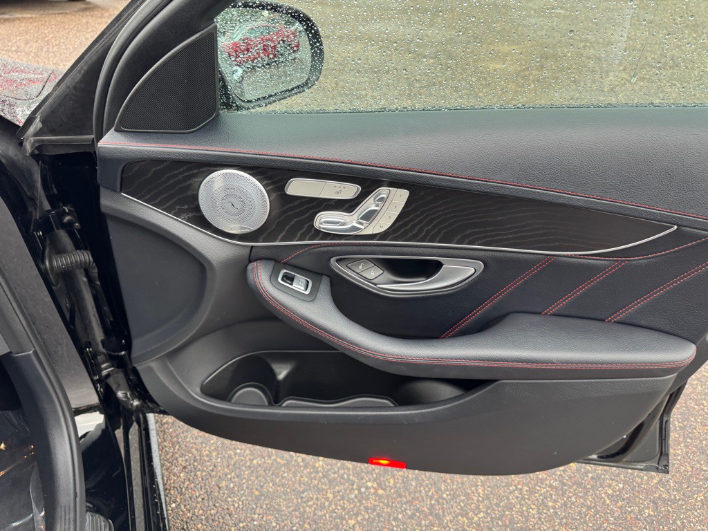 2018 Mercedes-Benz C-Class Image 32