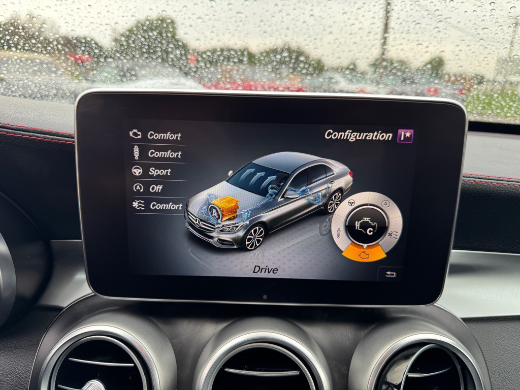 2018 Mercedes-Benz C-Class Image 46