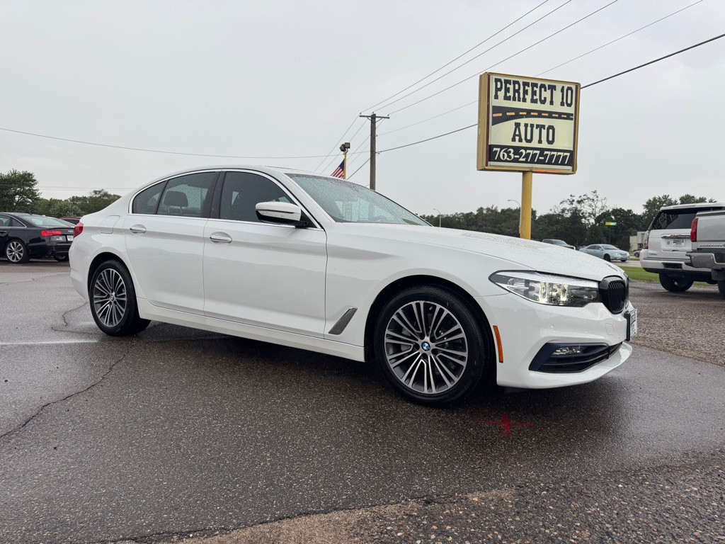 2018 BMW 5 Series Image 2