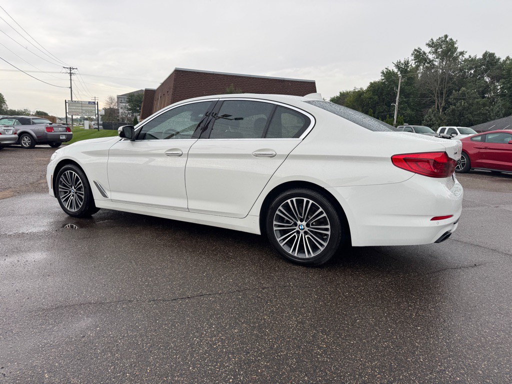 2018 BMW 5 Series Image 8
