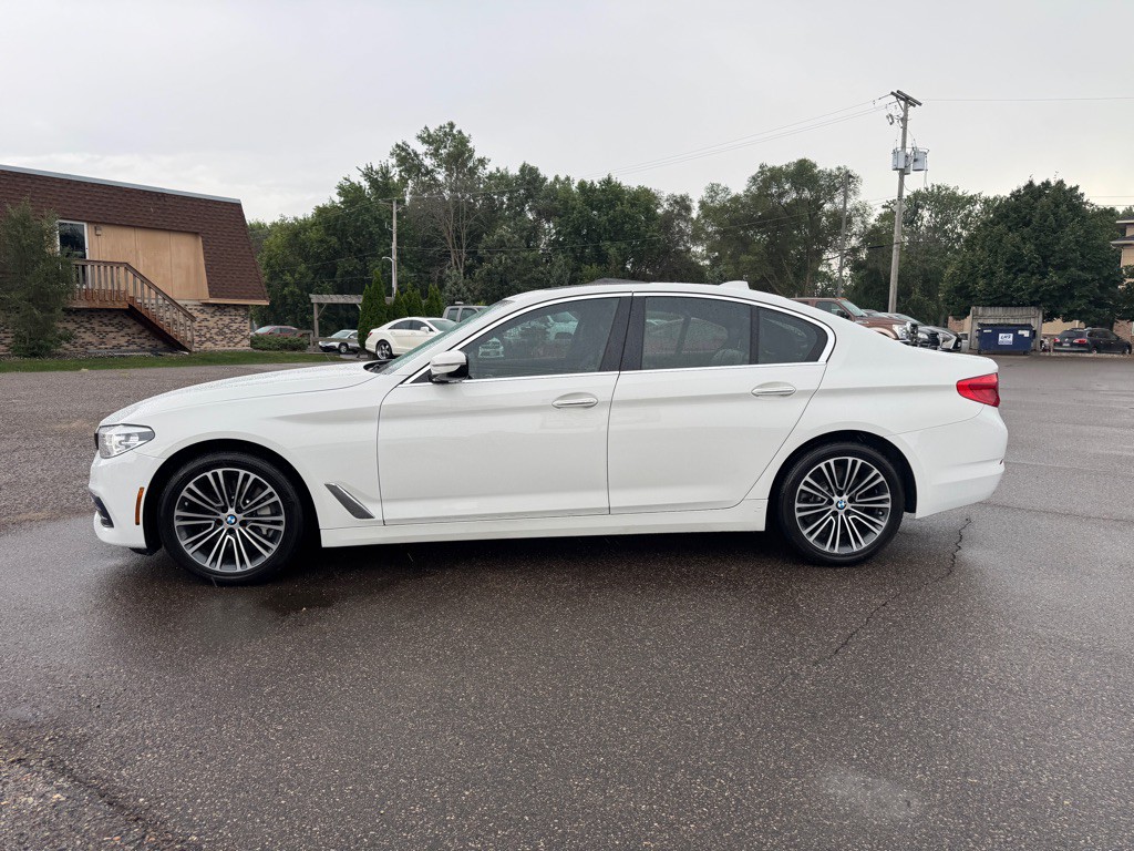 2018 BMW 5 Series Image 9