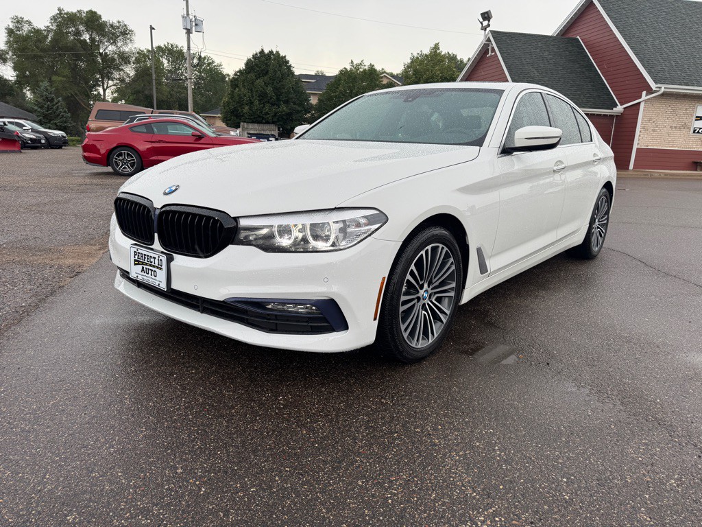 2018 BMW 5 Series Image 11