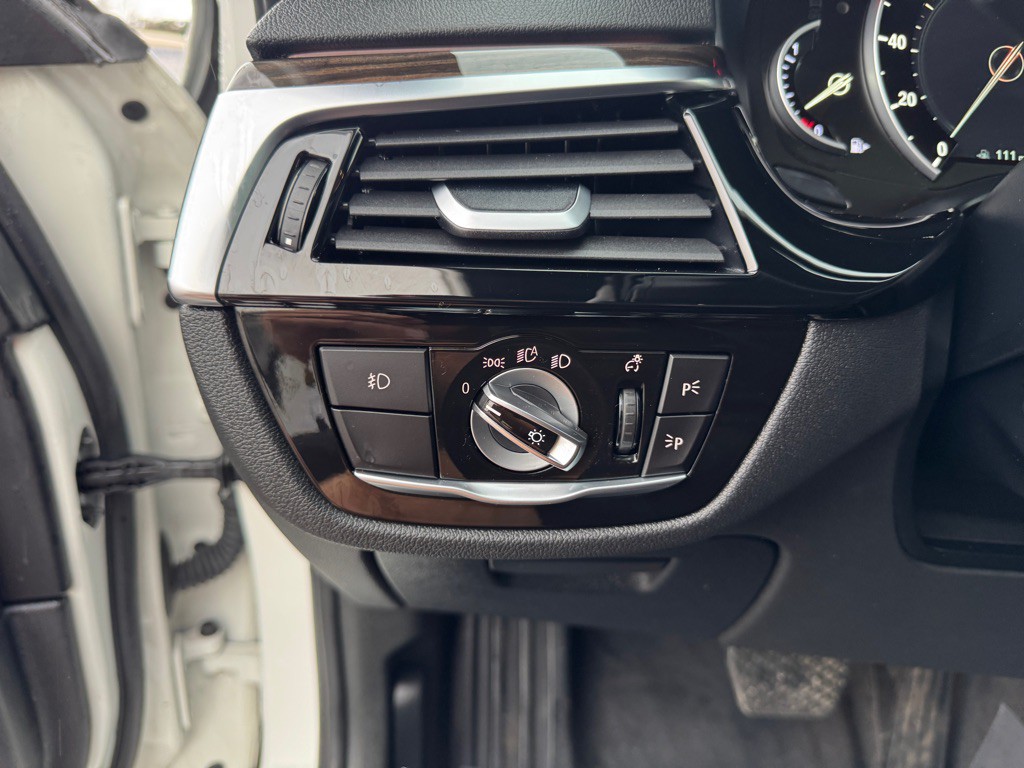 2018 BMW 5 Series Image 54