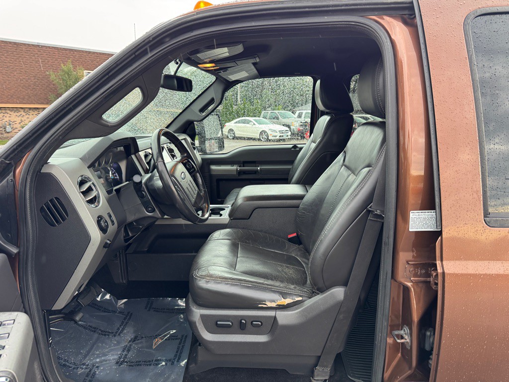 2011 Ford F-350 Image 16