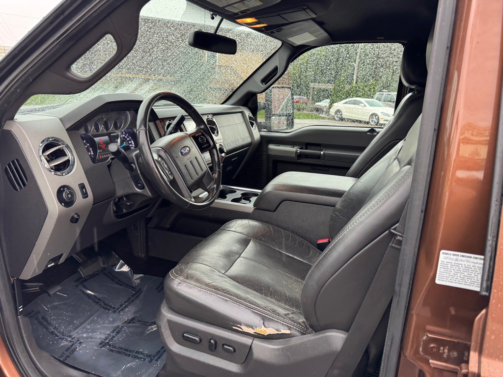 2011 Ford F-350 Image 17