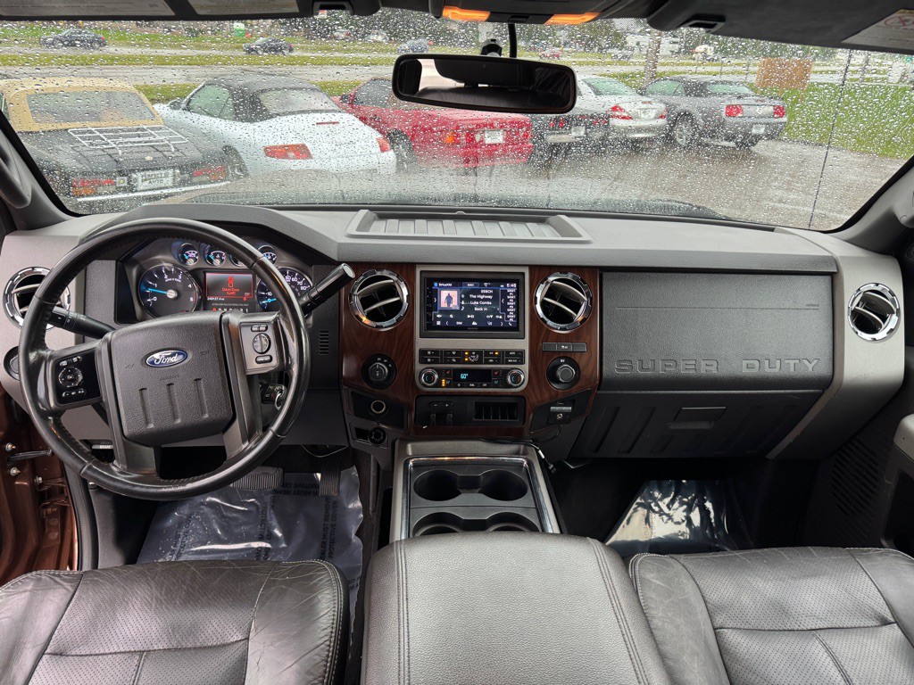 2011 Ford F-350 Image 32