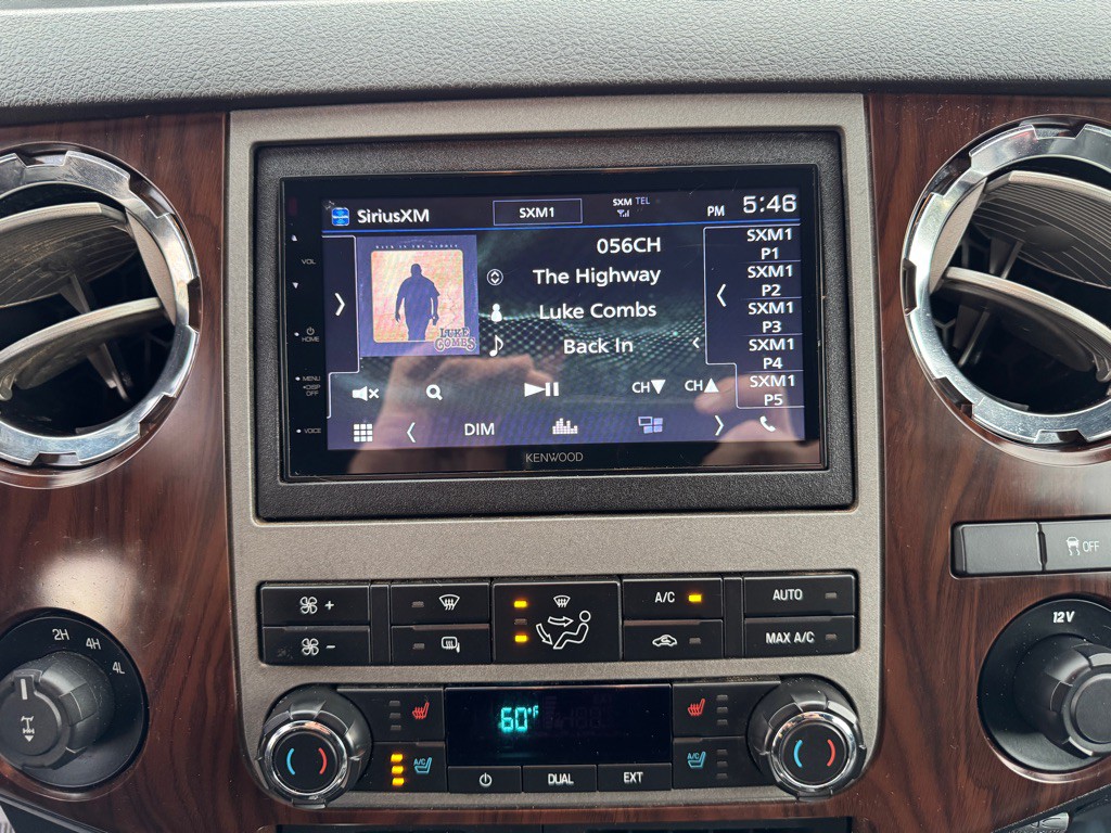2011 Ford F-350 Image 37