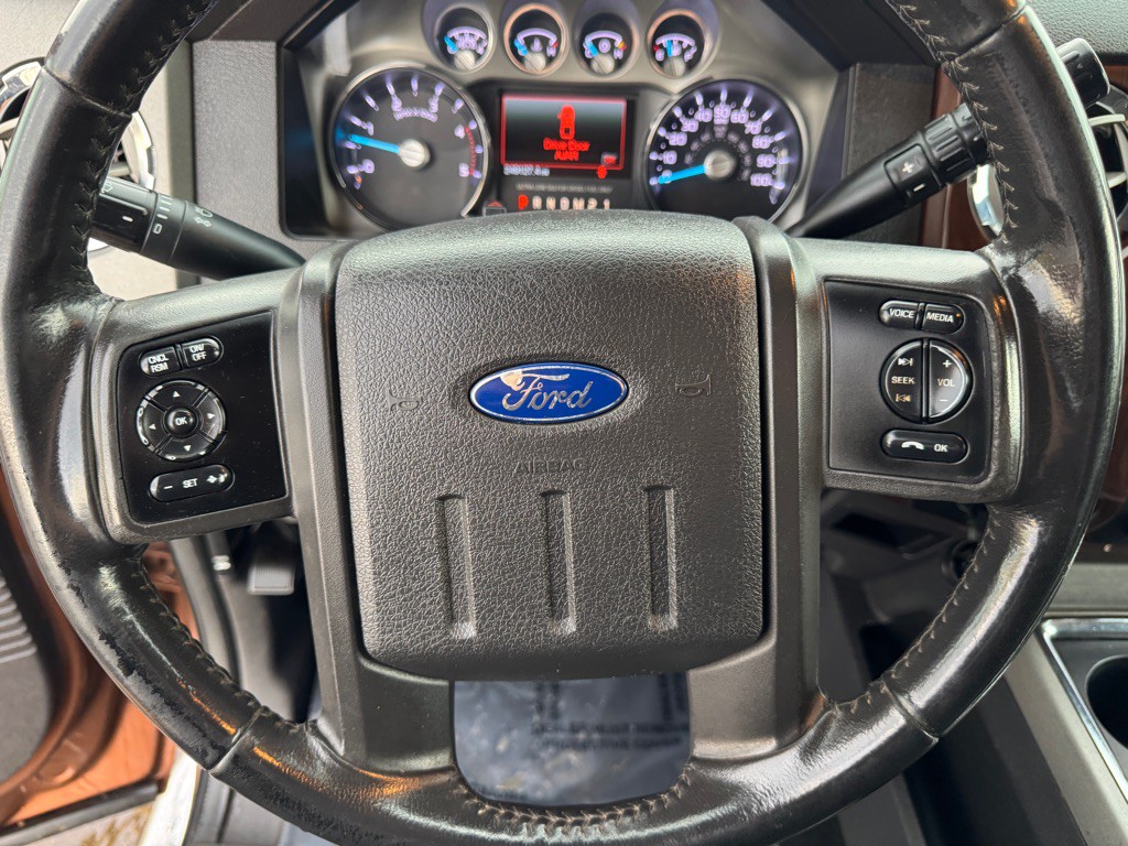 2011 Ford F-350 Image 40