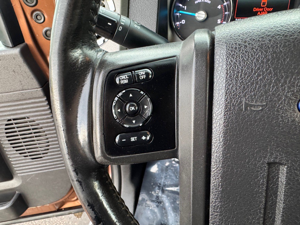 2011 Ford F-350 Image 41