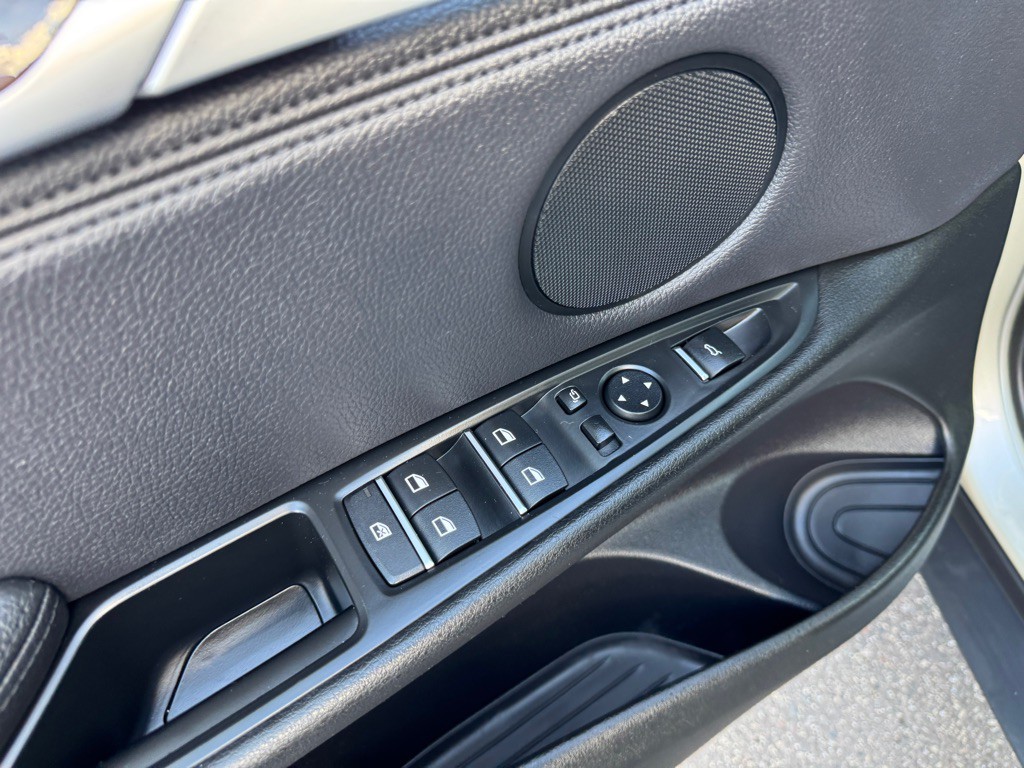 2016 BMW X5 Image 20