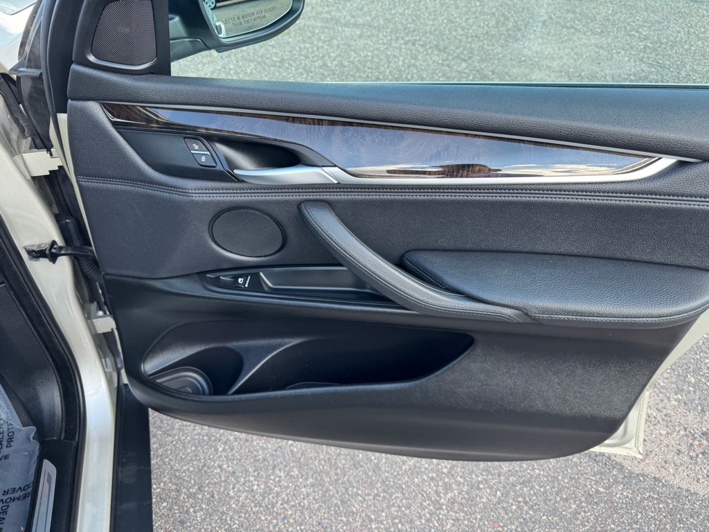 2016 BMW X5 Image 34