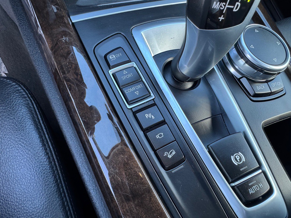 2016 BMW X5 Image 40