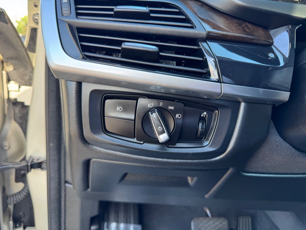 2016 BMW X5 Image 55