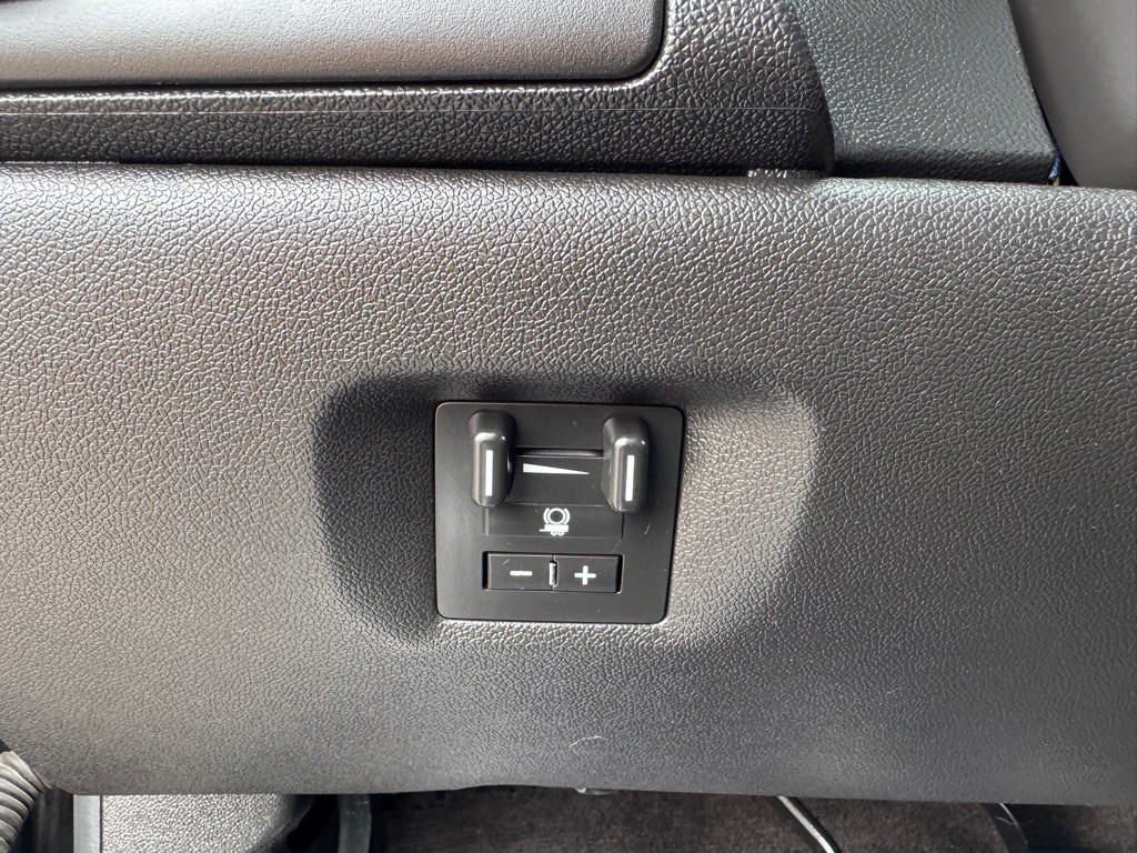 2014 GMC Yukon Image 52