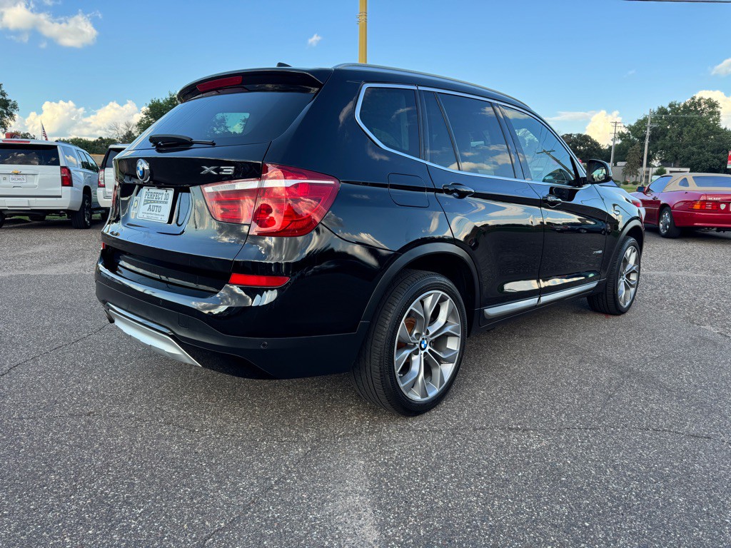 2017 BMW X3 Image 4