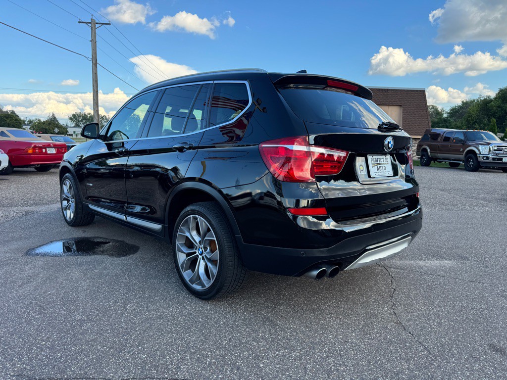 2017 BMW X3 Image 7