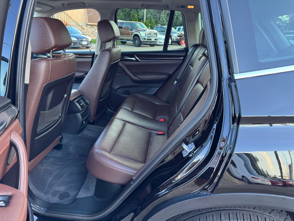 2017 BMW X3 Image 22