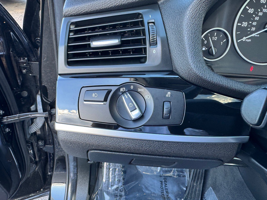2017 BMW X3 Image 53