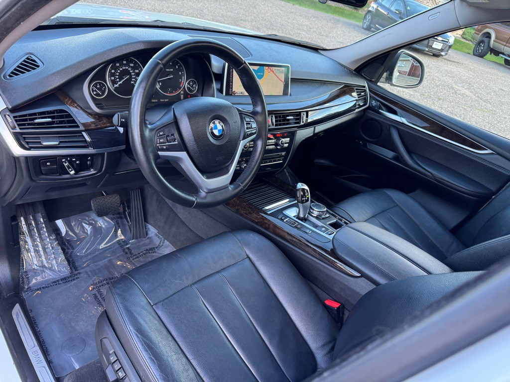 2016 BMW X5 Image 18