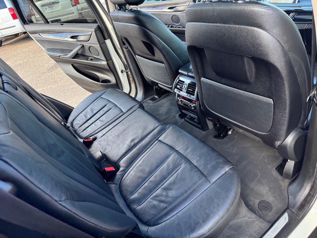 2016 BMW X5 Image 29