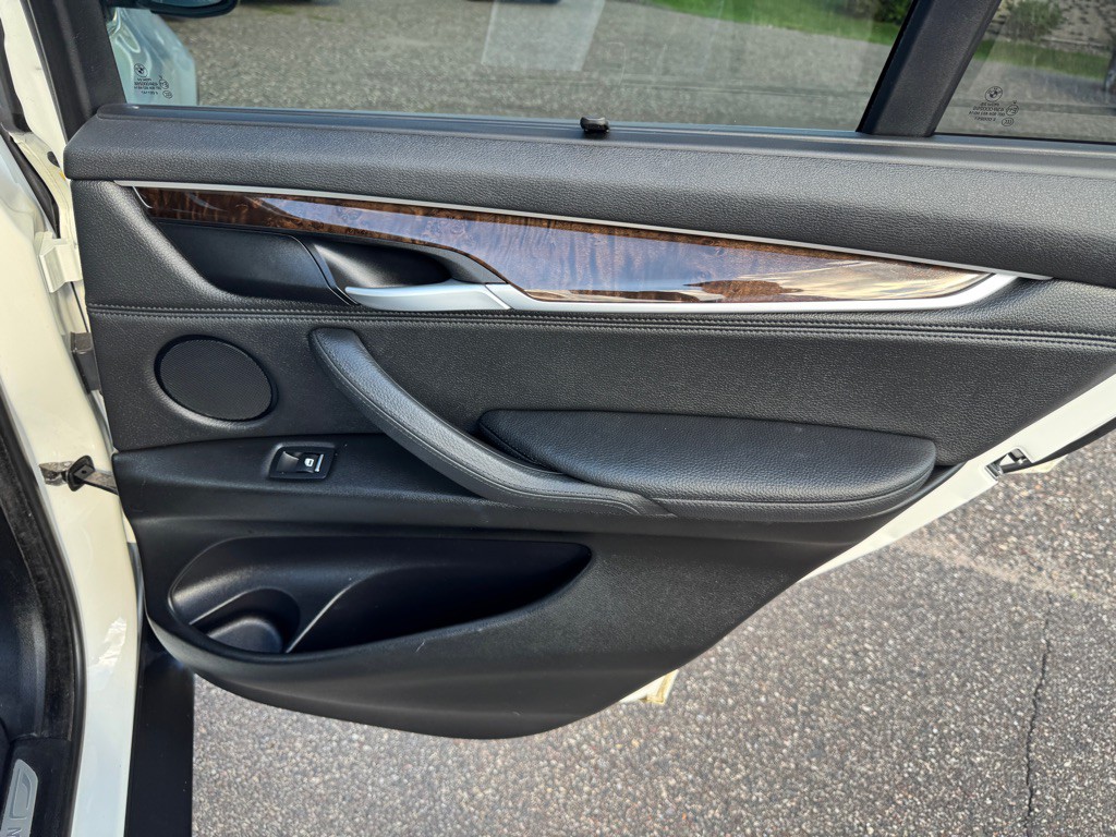 2016 BMW X5 Image 30