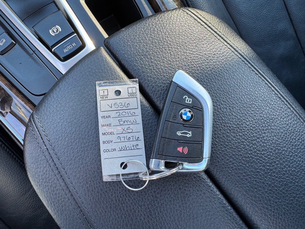 2016 BMW X5 Image 39