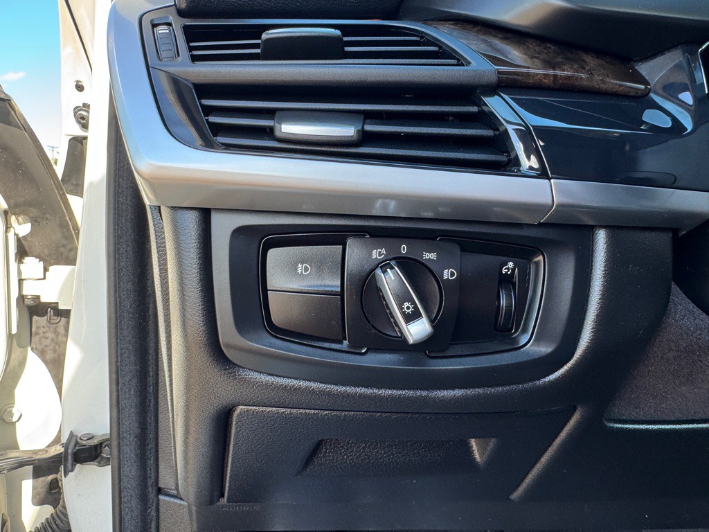 2016 BMW X5 Image 55