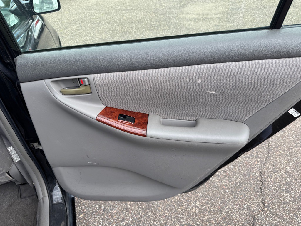 2006 Toyota Corolla Image 25