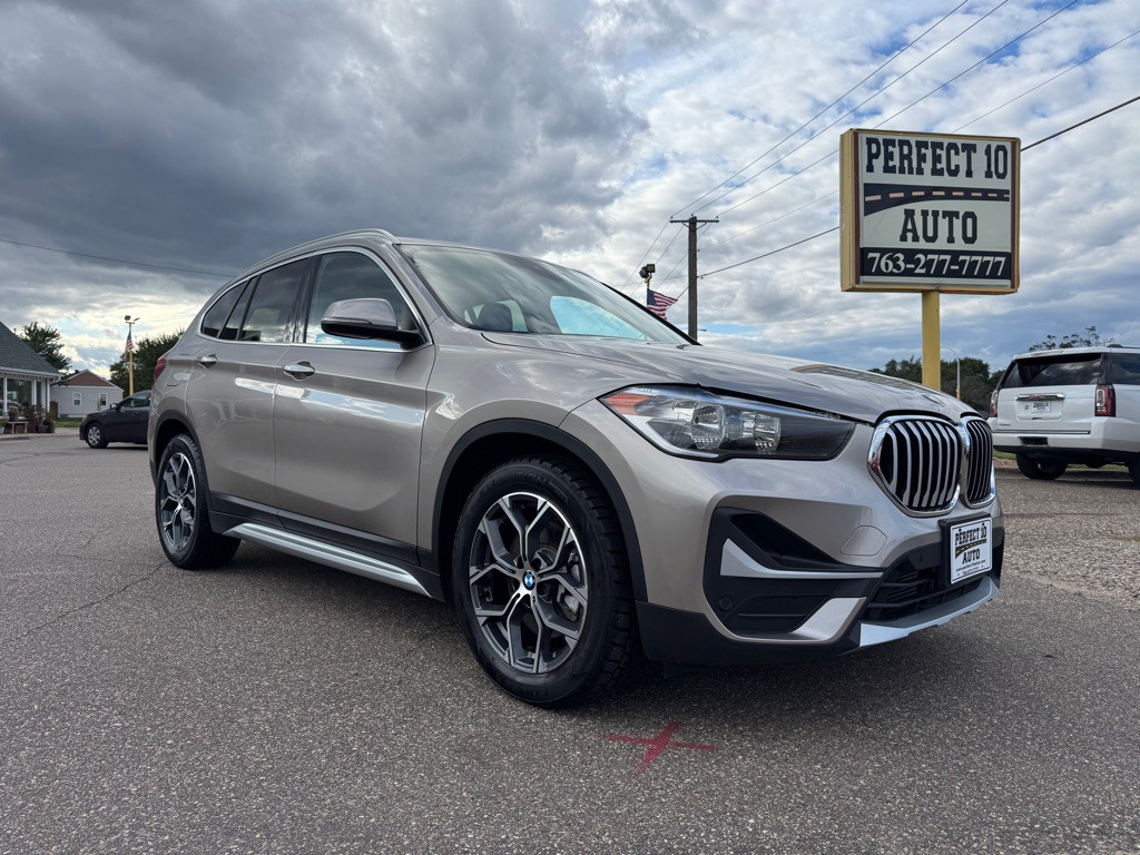 2022 BMW X1 Image 1