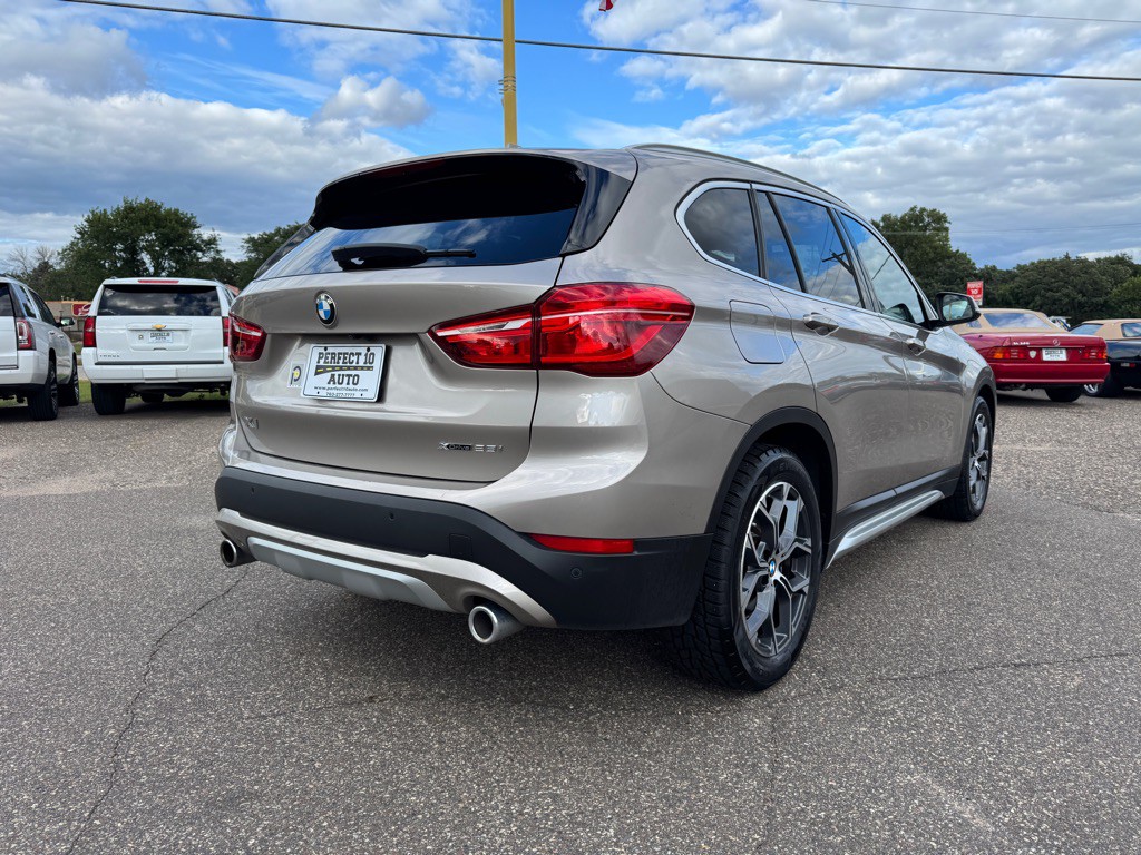 2022 BMW X1 Image 5