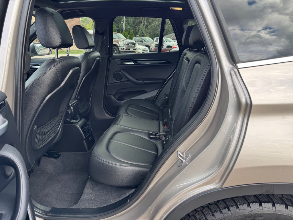 2022 BMW X1 Image 21