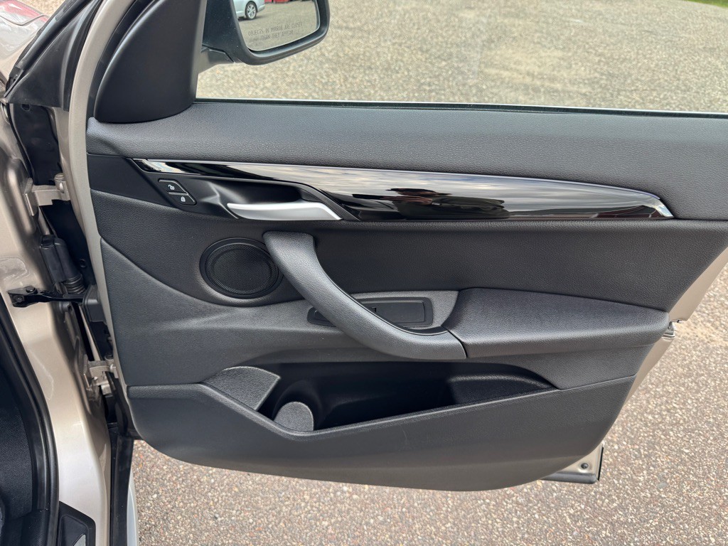 2022 BMW X1 Image 33