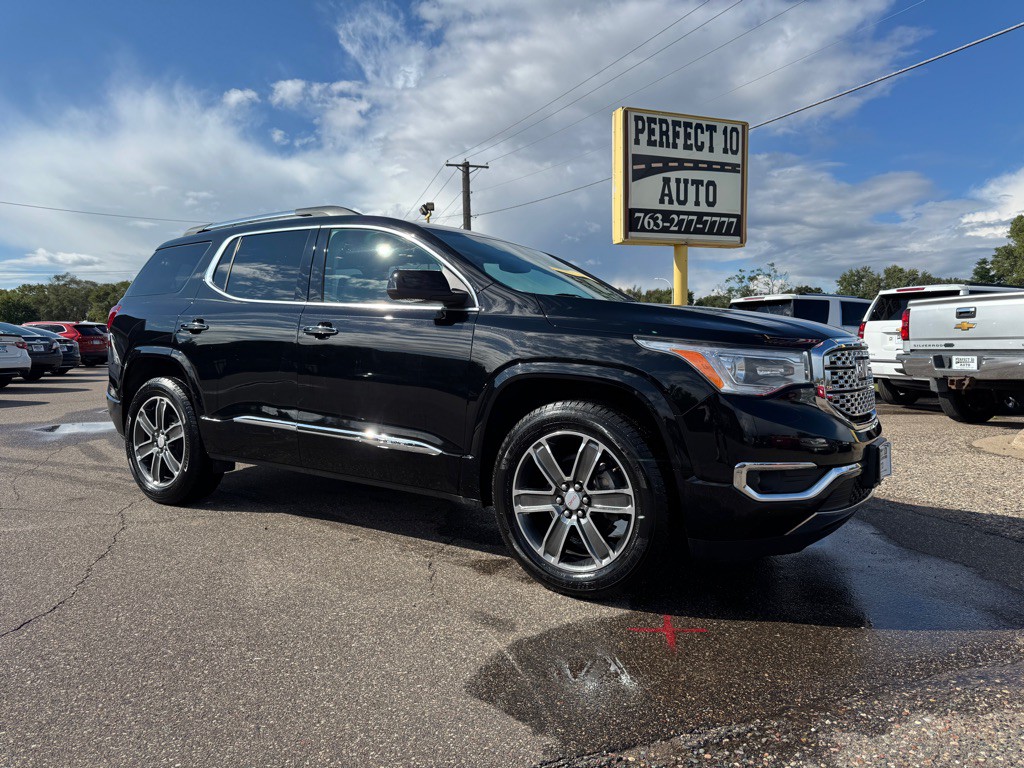 2019 GMC Acadia Image 2