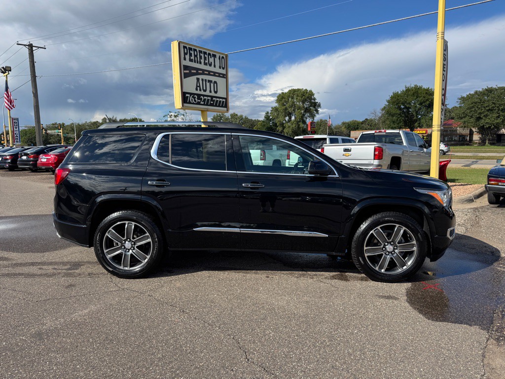 2019 GMC Acadia Image 3