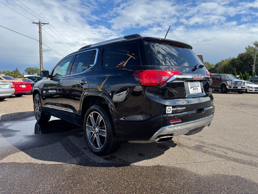 2019 GMC Acadia Image 7