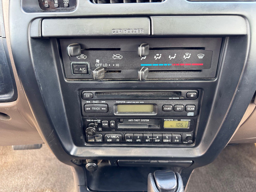 1997 Toyota 4Runner Image 38