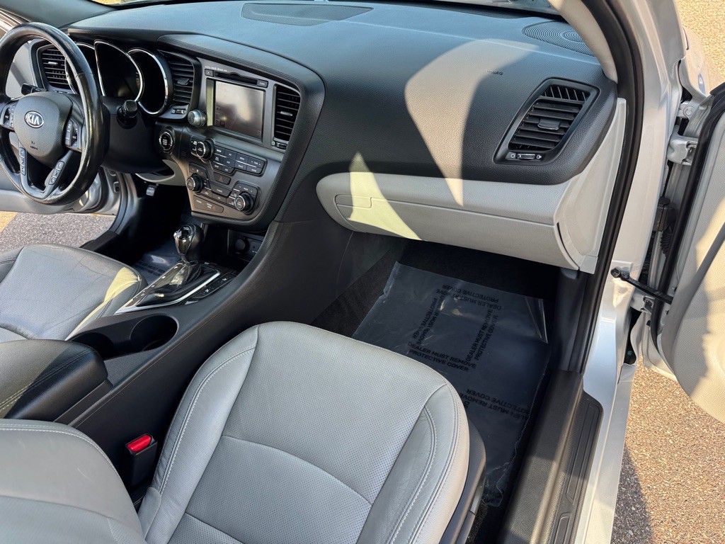 2013 Kia Optima Image 32