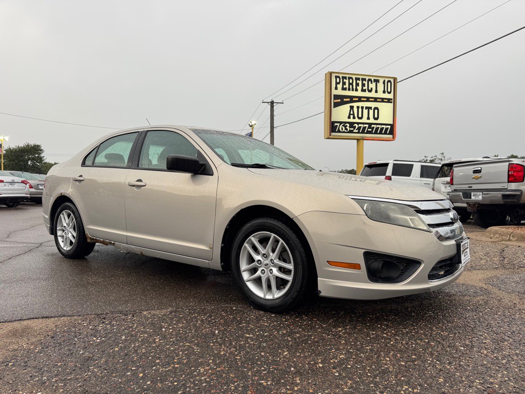 2010 Ford Fusion Image 2