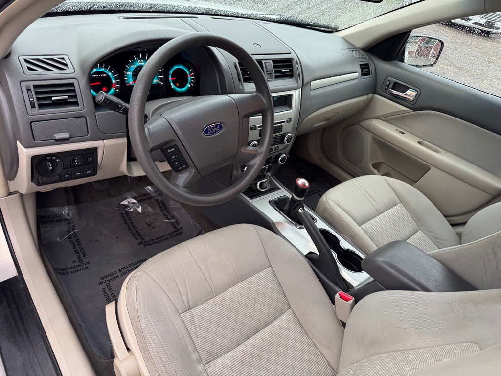 2010 Ford Fusion Image 18
