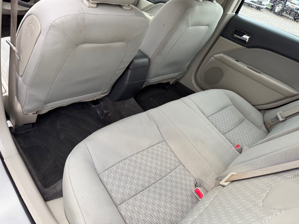 2010 Ford Fusion Image 21