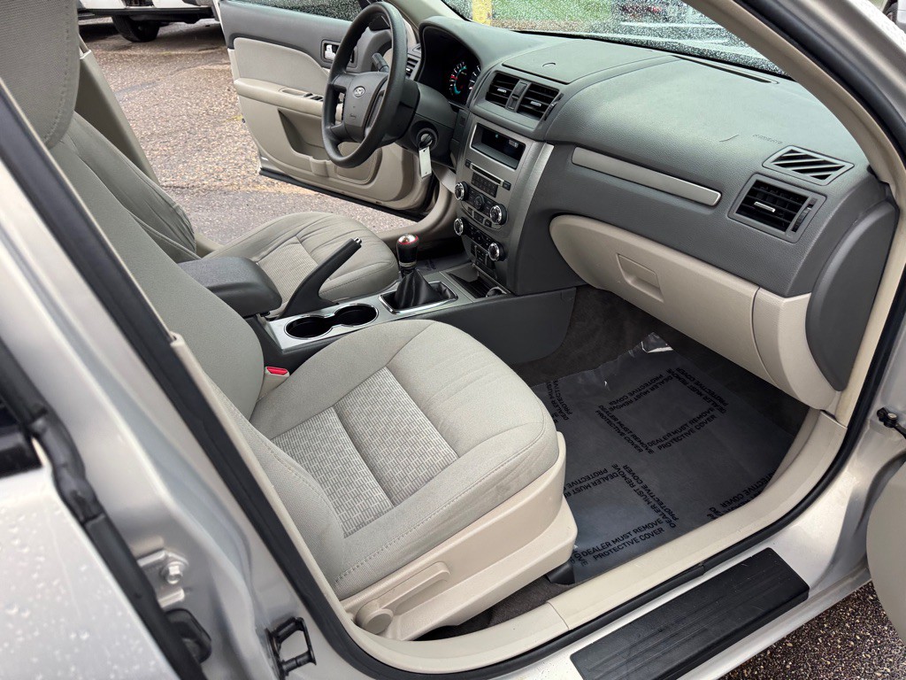 2010 Ford Fusion Image 27