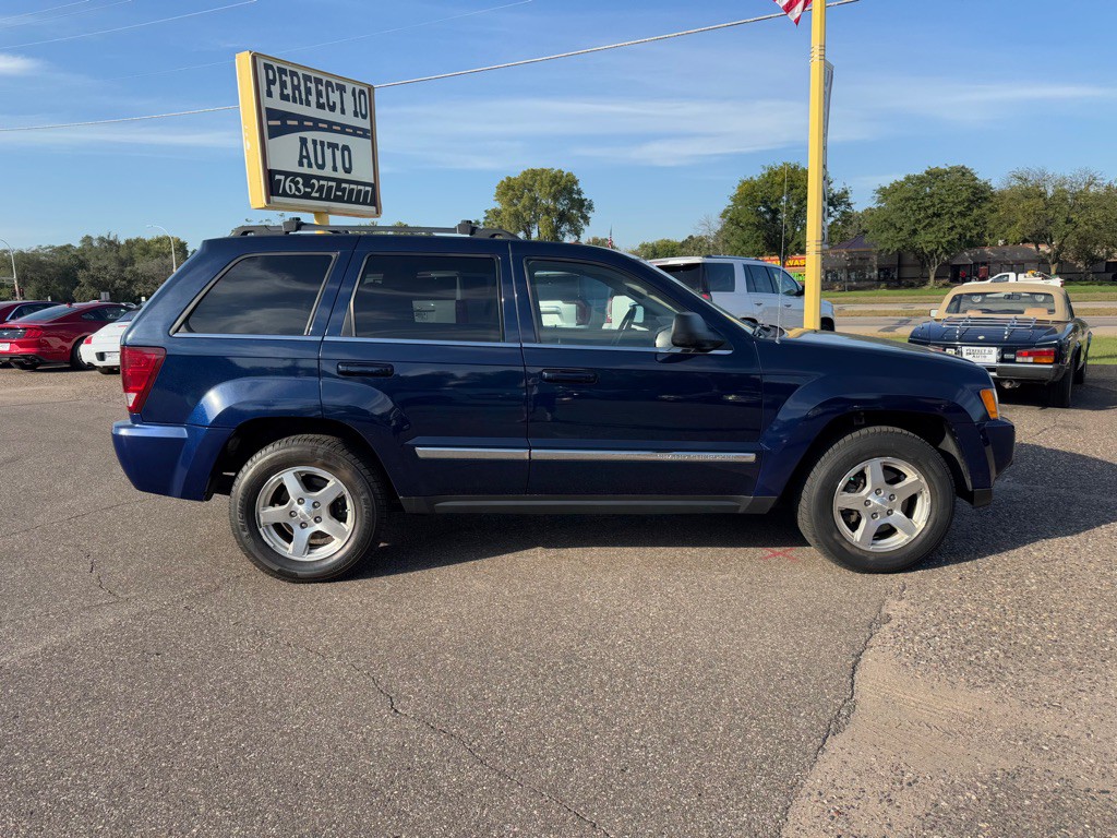 2005 Jeep Grand Cherokee Image 3