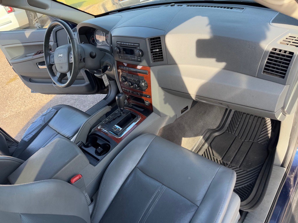2005 Jeep Grand Cherokee Image 31