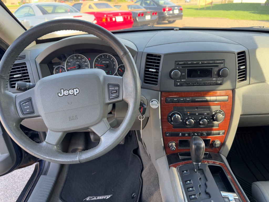 2005 Jeep Grand Cherokee Image 34