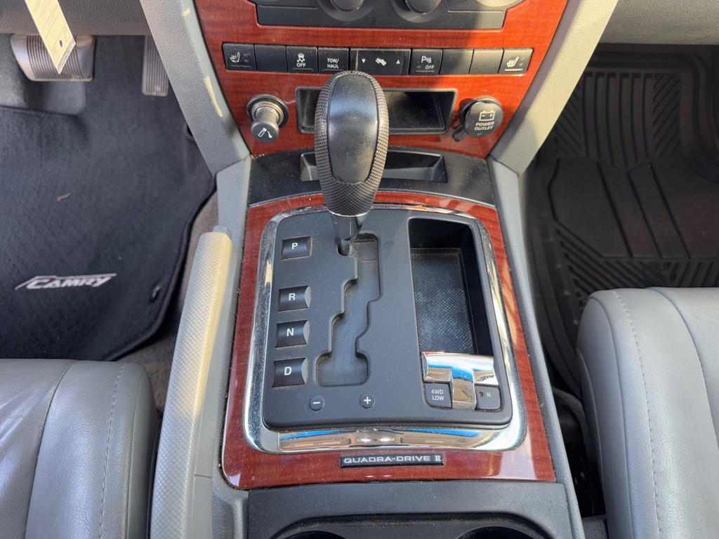 2005 Jeep Grand Cherokee Image 36