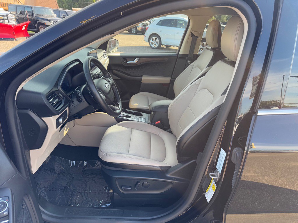 2020 Ford Escape Image 17