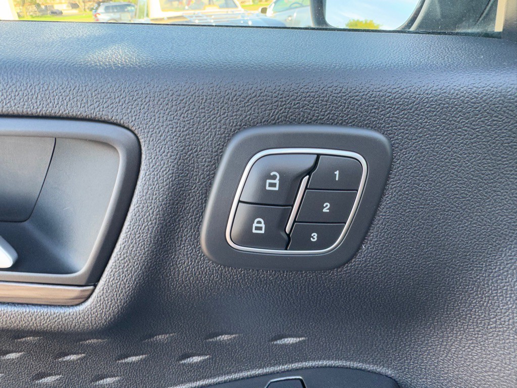 2020 Ford Escape Image 21