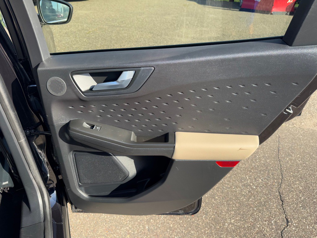 2020 Ford Escape Image 31