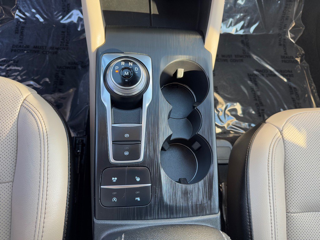 2020 Ford Escape Image 39