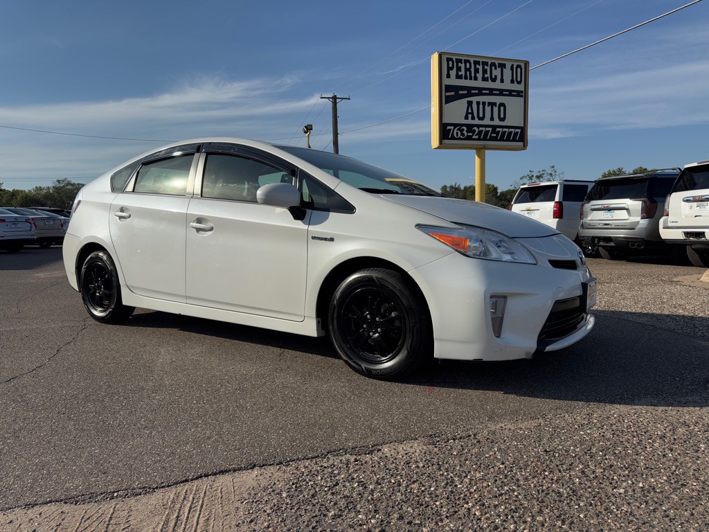 2012 Toyota Prius Image 2